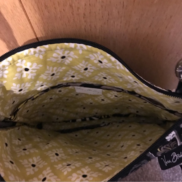 Vera Bradley crossbody bag - Picture 3 of 3
